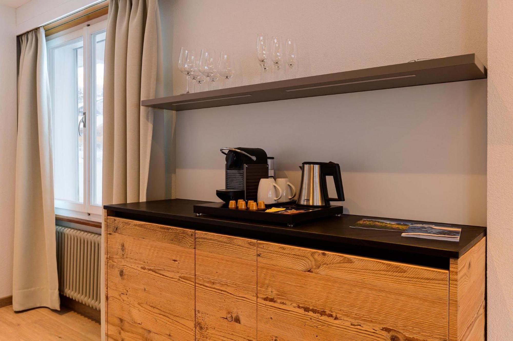 Hotel Bernerhof Grindelwald Bilik gambar