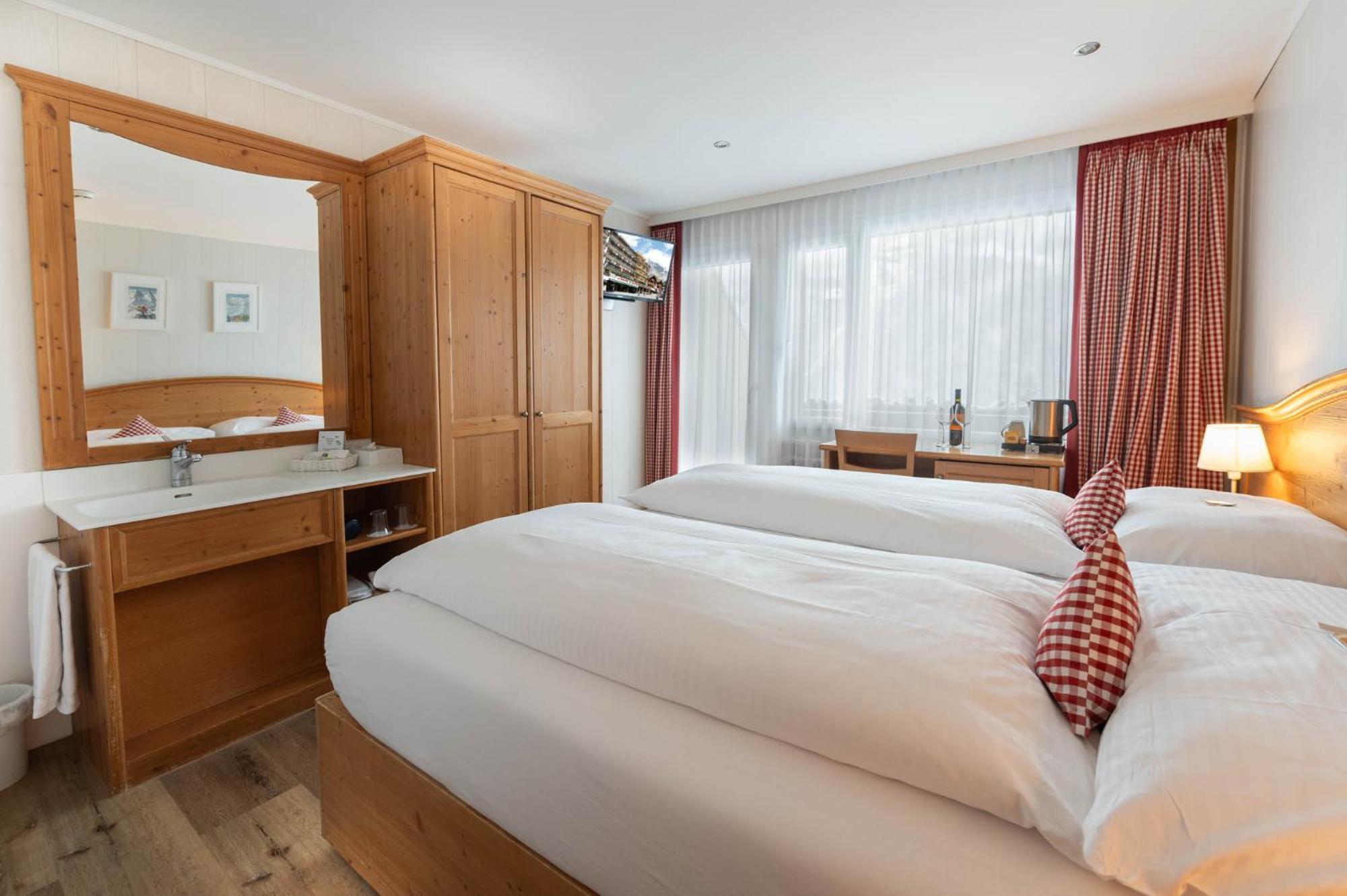 Hotel Bernerhof Grindelwald Luaran gambar